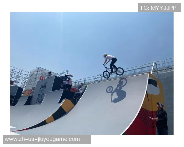 西安滑板队在极限运动世界杯中的默契配合与精彩表现分析